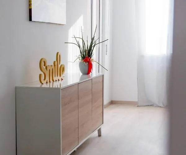 Salice Piano Terra بيت للعطل