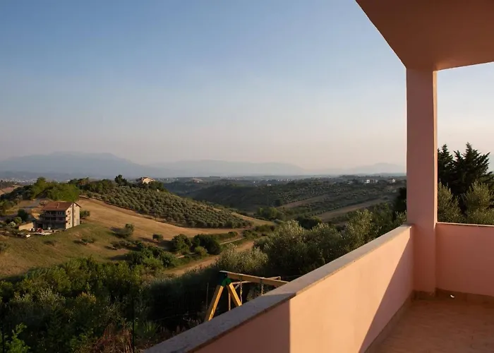 Salice Piano Terra Дом отдыха *